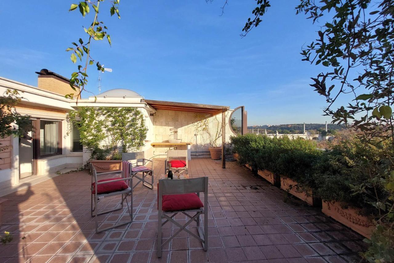 Ferienwohnung Beautiful Loft In Ponte Milvio With Terrace Rom Exterior foto